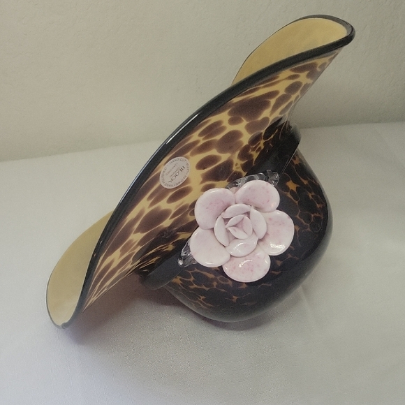 Block Crystal Vintage Leopard Print Hat with Floral Accent Size OS - Picture 7 of 9